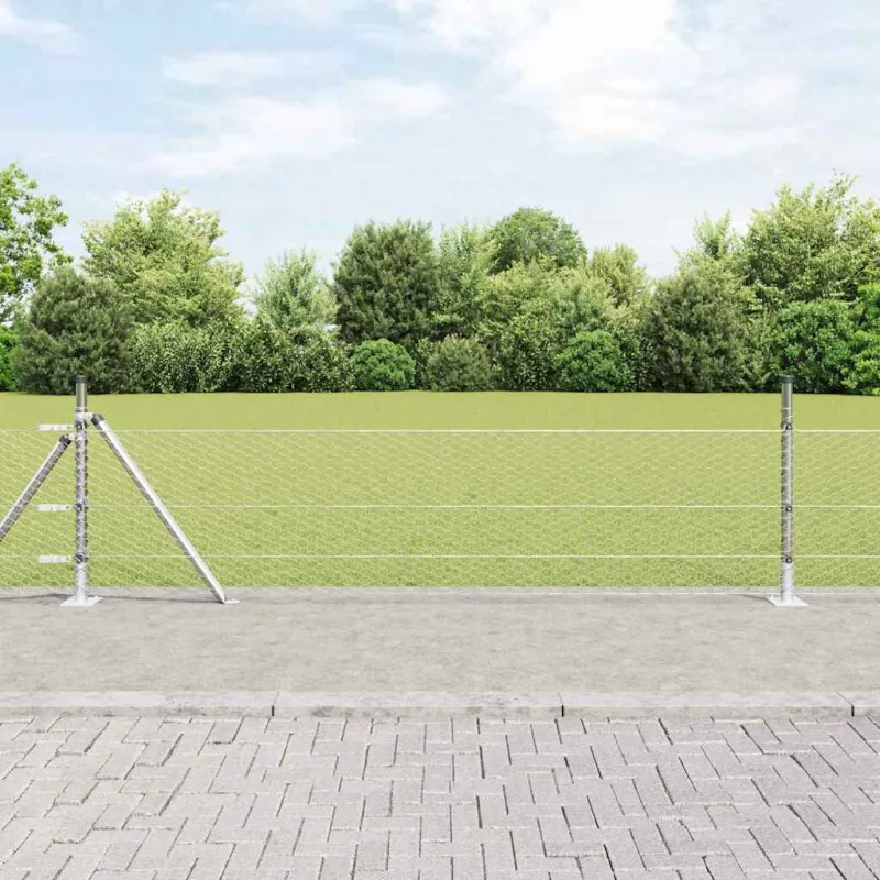 Suvirinta vielos tvora su betono baze 100 x 0,4 m (W x H)