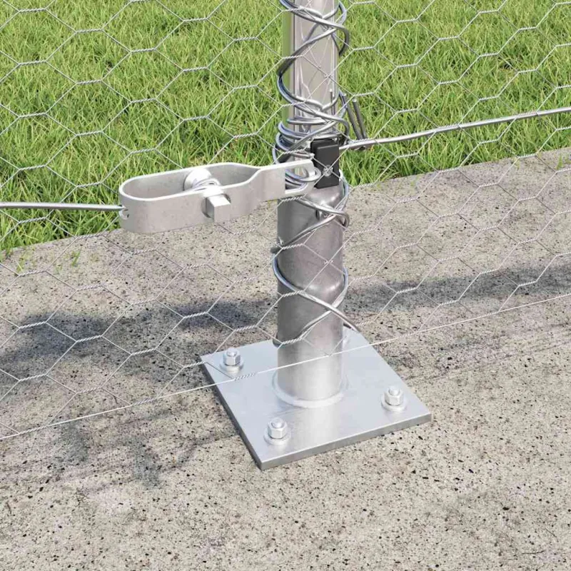 Suvirinta vielos tvora su betono baze 100 x 0,4 m (W x H)