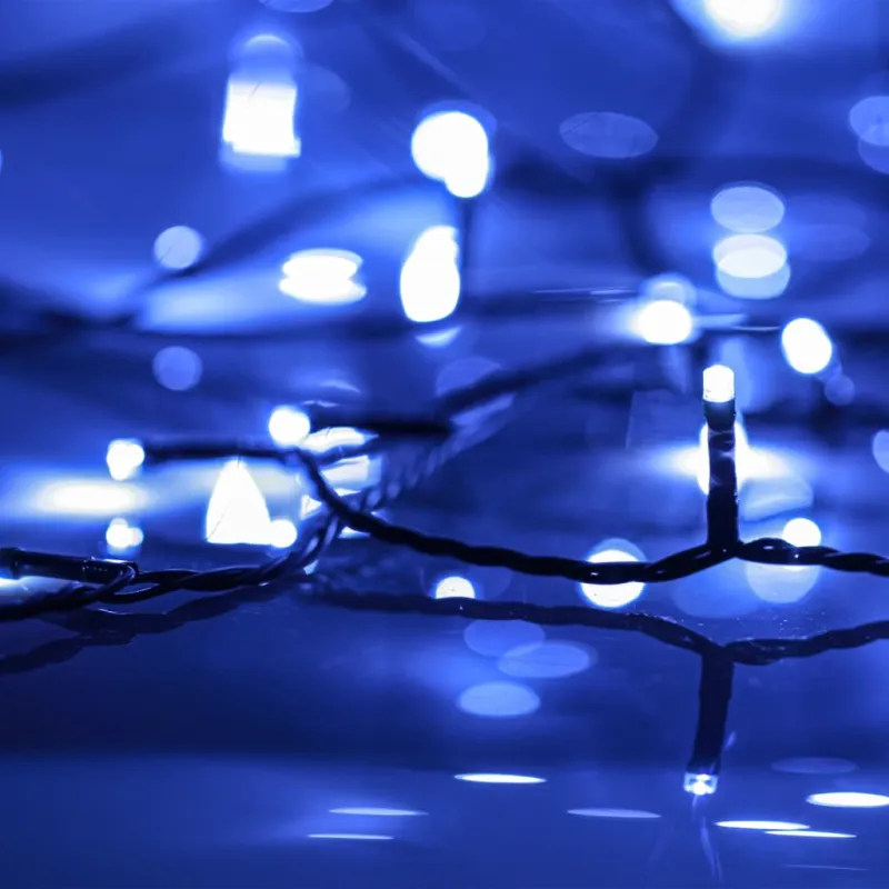 Girlianda su 400 mėlynų LED lempučių, 40m, 8 švietimo režimai
