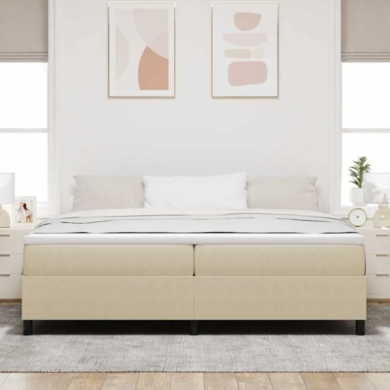 Kiemas lova Šviesiai pilka ir balta. 200 x 200 cm