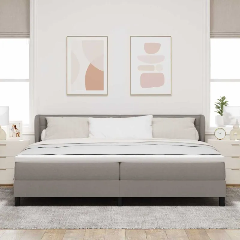 Kiemas lova su čiužiniu Taupe 200 x 200 cm audinys