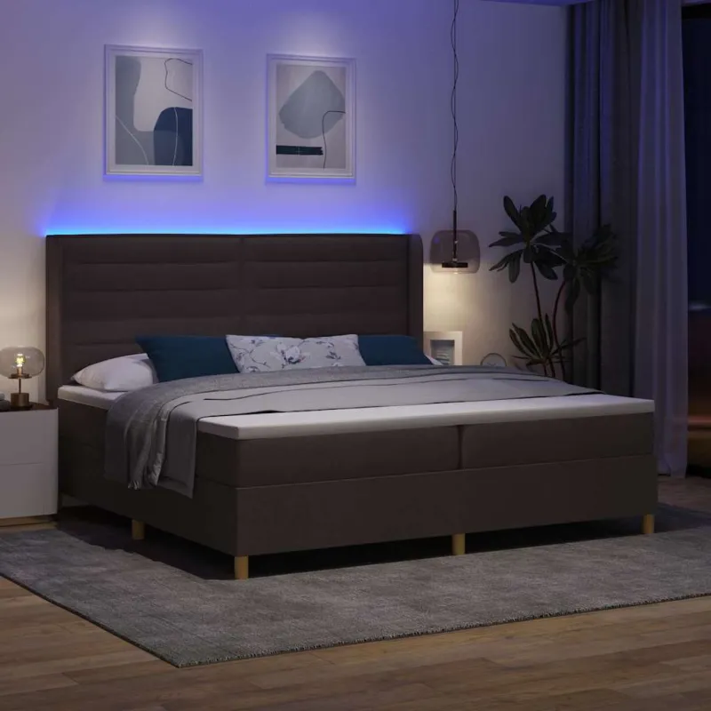 Kiemas lova su čiužiniu su LED Ruda 200 x 200 cm audinys