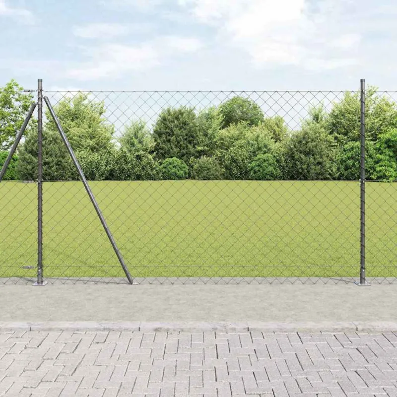 Suvirinta vielos tvora su betono baze 10 x 1,5 m (P x A)