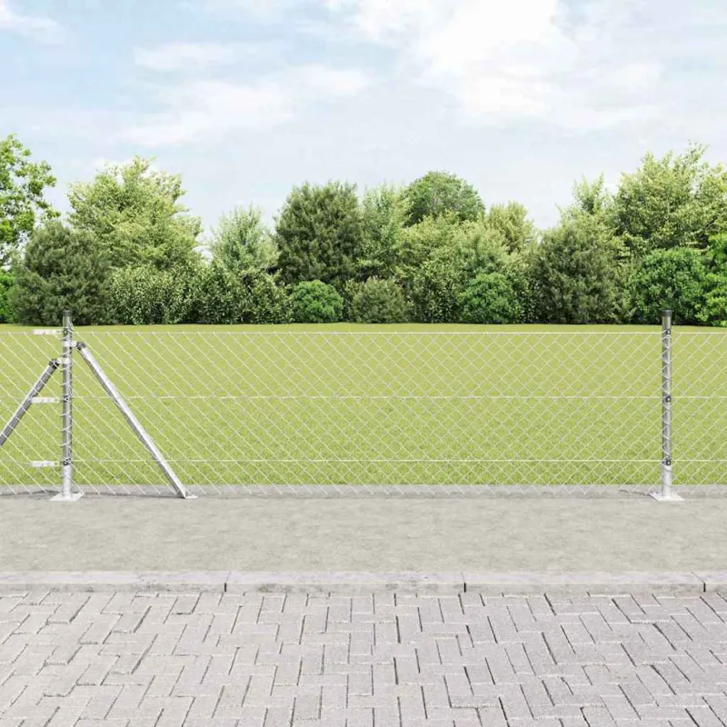 Suvirinta vielos tvora su betono pagrindu 25 x 0,6 m (W x H)