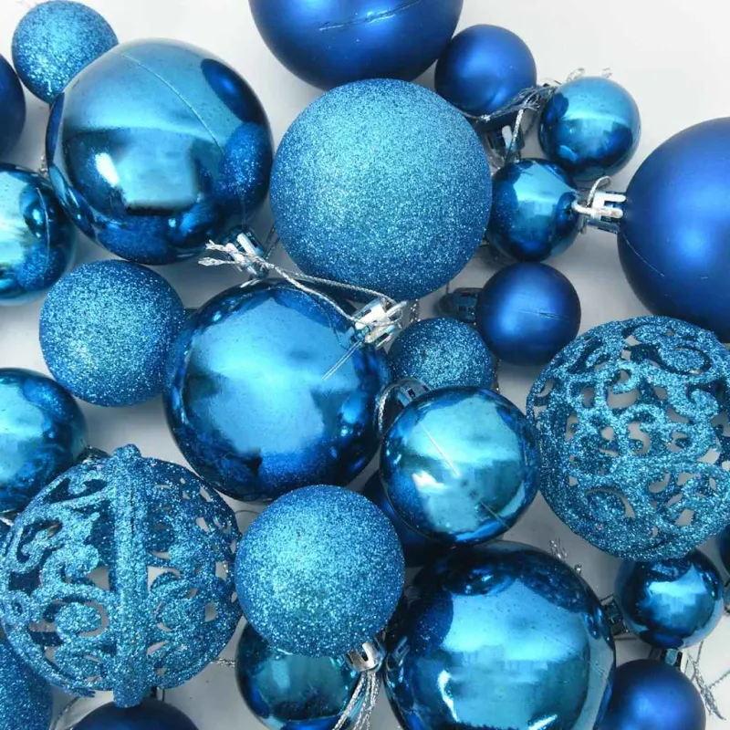 Dirbtinis iš anksto apšviestas kalėdų medis su kamuoliukų rinkiniu