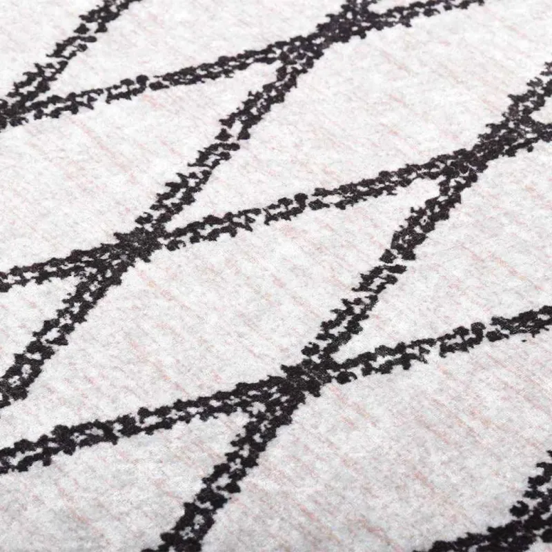 Kilimas, juodas ir baltas, 120x170cm, plaunamas