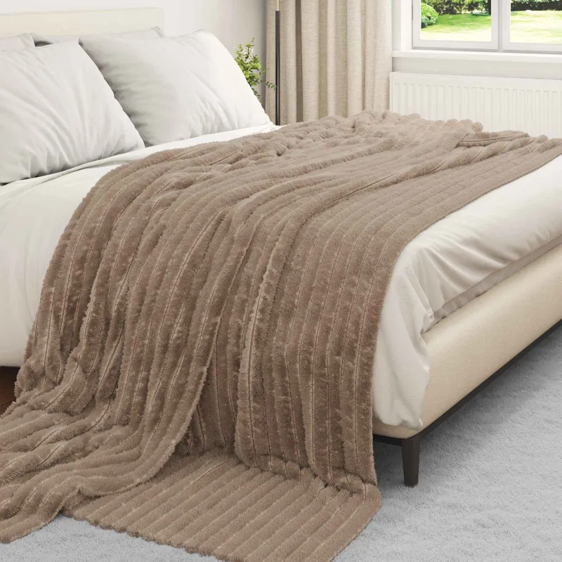 Mesti antklodės 6 pcs Kupranugario 270 x 240 cm Flysas
