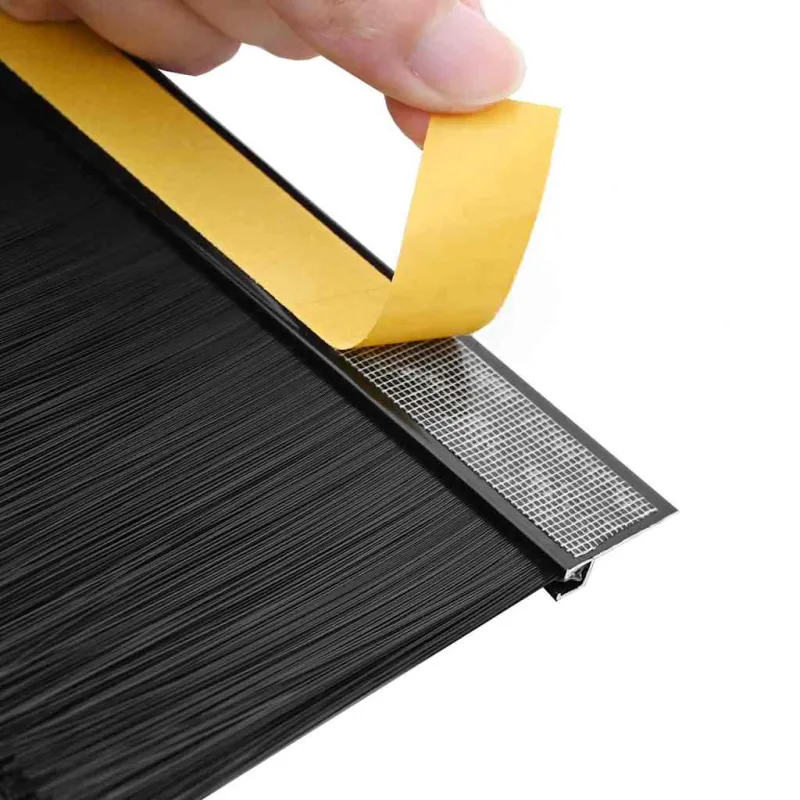 Savarankiškai klijuojami durų šepetėlių sandarikliai 12 pcs