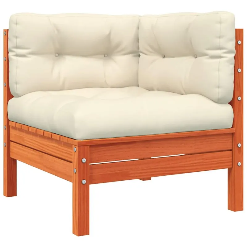 trivietė sodo sofa su pagalvėlėmis ir pakoja