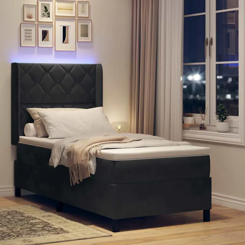 Kiemas lova su LED juostelėmis Juoda 100 x 200 cm Aksomas