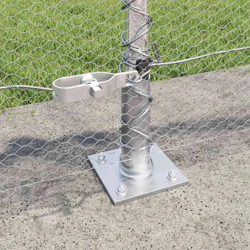 Šešiakampė tvora su betono pagrindu 100 x 0,6 m Sidabrinė
