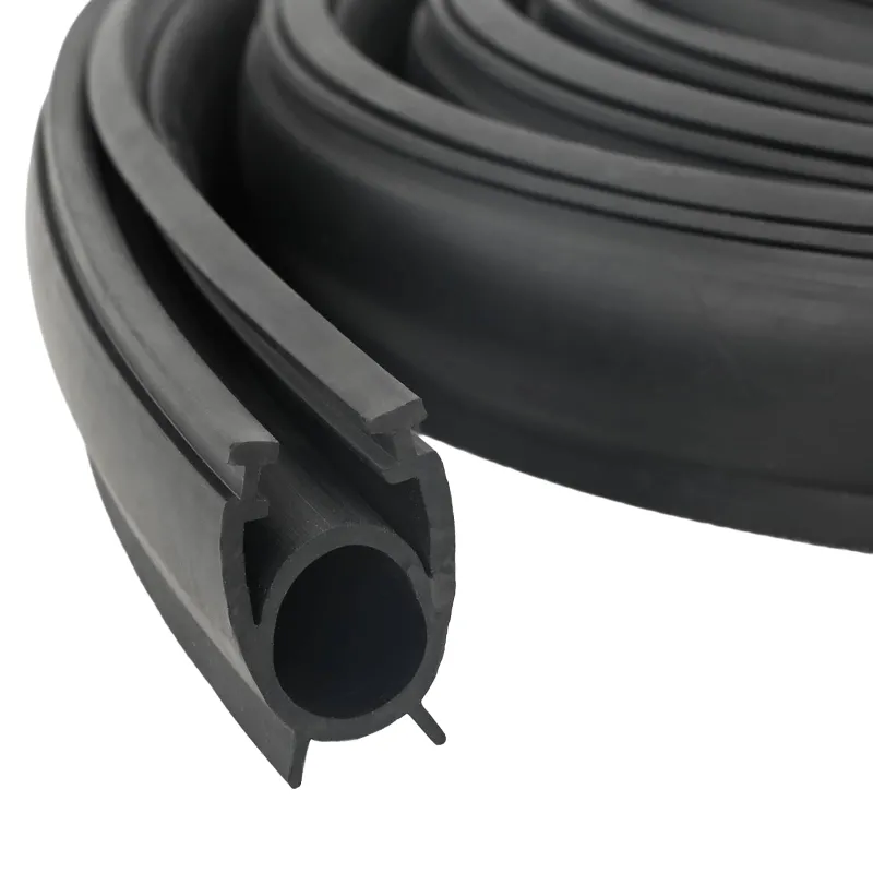 Garažo durų sandarinimas Juoda 41 x 33 mm 5,5 m PVC