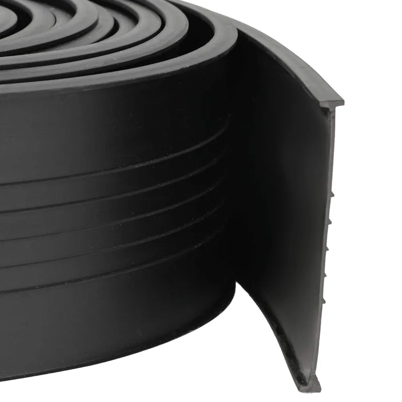 Garažo durų sandarinimas Juoda 70 x 6 mm 4,5 m PVC