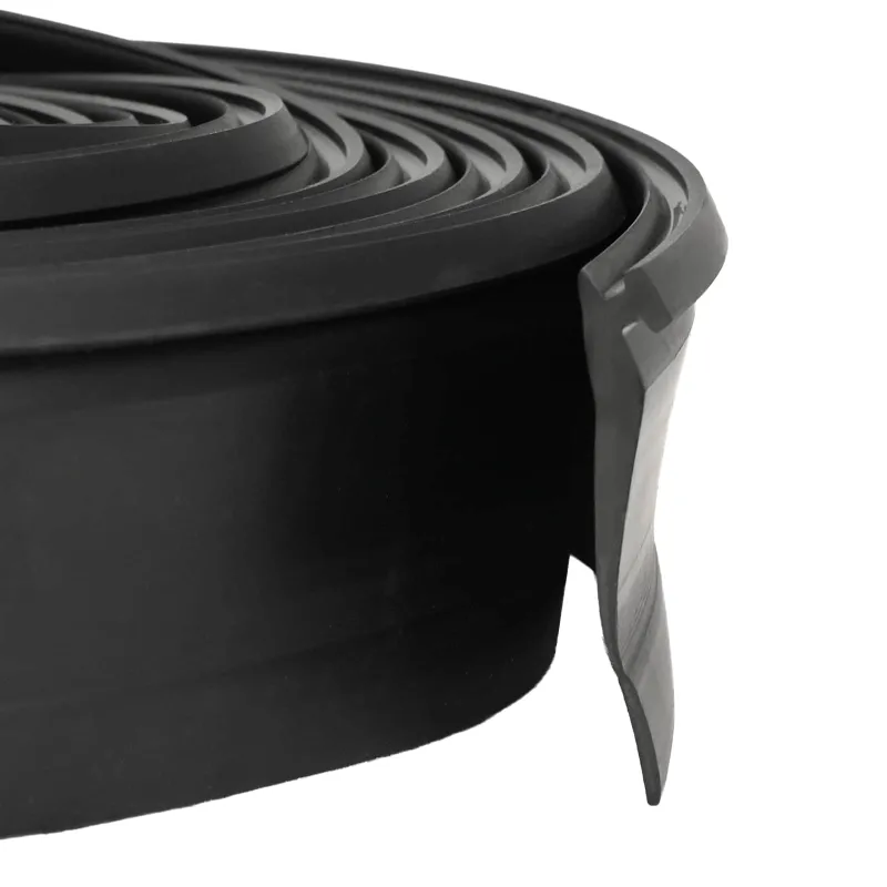 Garažo durų sandarinimas Juoda 52 x 2 mm 2,5 m PVC
