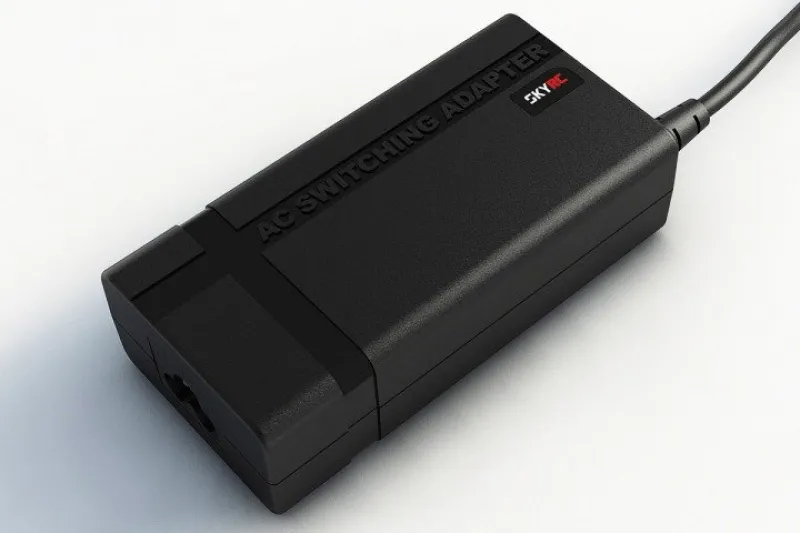 SkyRC 15V / 4A universaalne toiteallikas