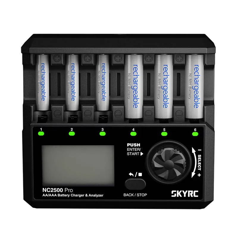 SkyRC NC2500 Pro AA/AAA universaalla laadija