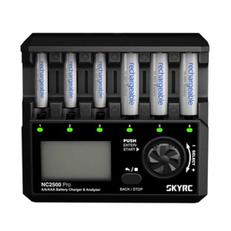 SkyRC NC2500 Pro AA/AAA universaalla laadija