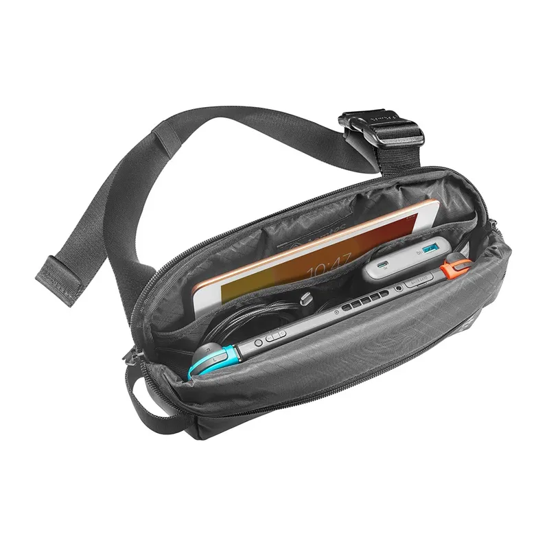 Sling Bag S 4L Tomtoc Explorer-T21 (must) universaalne